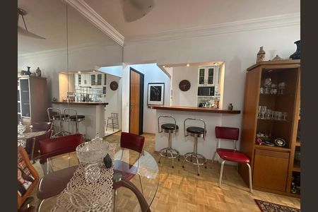 Apartamento à venda com 75m², 2 quartos e 1 vaga Apartamento à venda com 75m², 2 quartos e 1 vagaSala