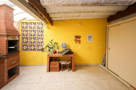 Casa de condomínio à venda com 100m², 3 quartos e 5 vagas Casa de condomínio à venda com 100m², 3 quartos e 5 vagasÁrea Gourmet