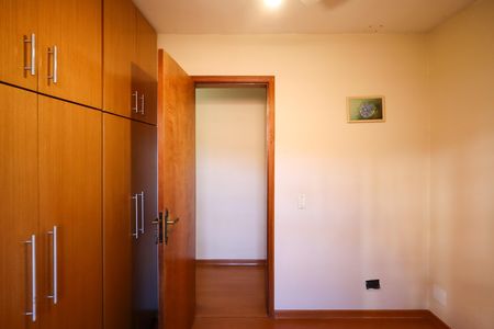 Casa de condomínio à venda com 100m², 3 quartos e 5 vagas Casa de condomínio à venda com 100m², 3 quartos e 5 vagasQuarto 2