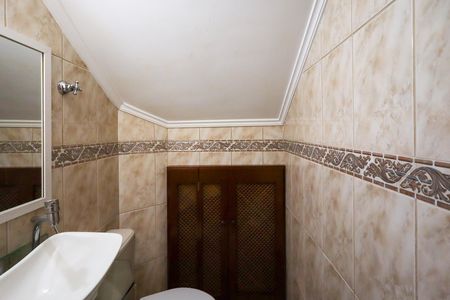 Casa de condomínio à venda com 100m², 3 quartos e 5 vagas Casa de condomínio à venda com 100m², 3 quartos e 5 vagasLavabo