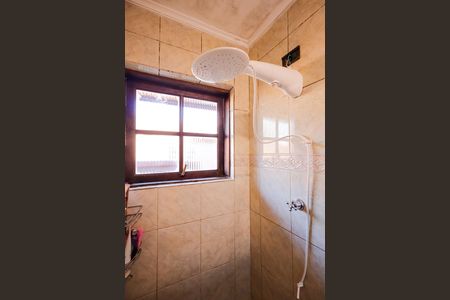 Casa de condomínio à venda com 100m², 3 quartos e 5 vagas Casa de condomínio à venda com 100m², 3 quartos e 5 vagasBanheiro Social