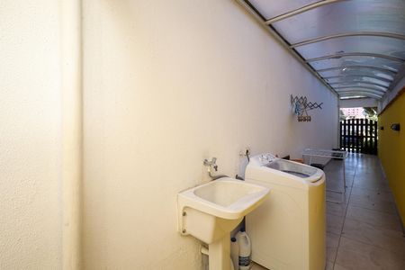 Área de Serviço de casa de condomínio à venda com 3 quartos, 100m² em Jardim Ubirajara, São Paulo