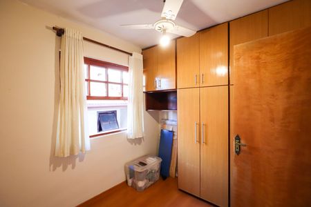 Casa de condomínio à venda com 100m², 3 quartos e 5 vagas Casa de condomínio à venda com 100m², 3 quartos e 5 vagasQuarto 2