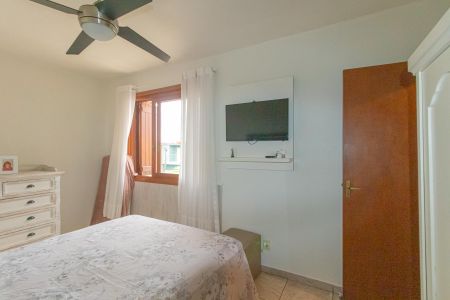 Casa à venda com 2 quartos, 92m² em São José, Canoas