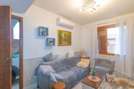 Casa à venda com 2 quartos, 92m² em São José, Canoas