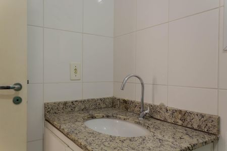 Banheiro de apartamento para alugar com 3 quartos, 81m² em Jd Irajá, São Bernardo do Campo