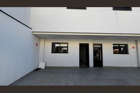 Garagem de casa à venda com 3 quartos, 126m² em Vila Pires, Santo André