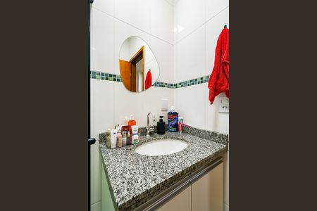 Casa à venda com 125m², 2 quartos e 1 vaga