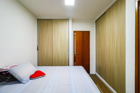 Casa à venda com 125m², 2 quartos e 1 vaga