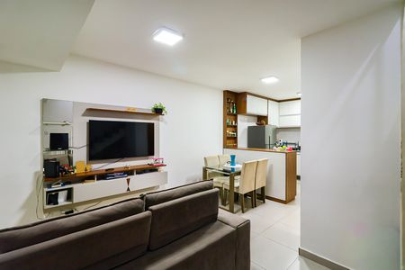 Casa à venda com 125m², 2 quartos e 1 vaga
