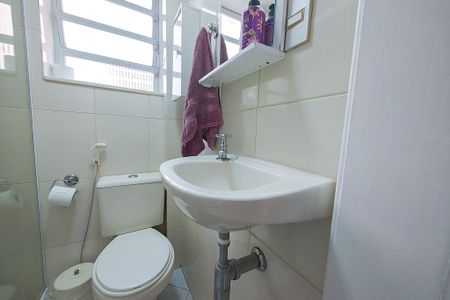 Apartamento à venda com 180m², 4 quartos e sem vaga Apartamento à venda com 180m², 4 quartos e sem vagaBanheiro 2