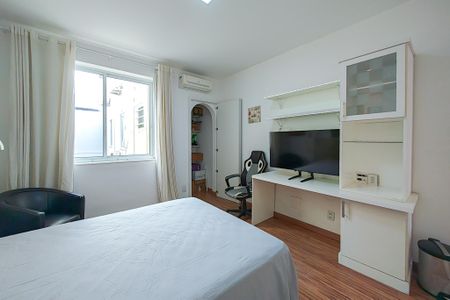 Apartamento à venda com 180m², 4 quartos e sem vaga Apartamento à venda com 180m², 4 quartos e sem vagaQuarto 2