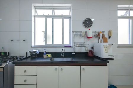 Apartamento à venda com 180m², 4 quartos e sem vaga Apartamento à venda com 180m², 4 quartos e sem vagaCozinha