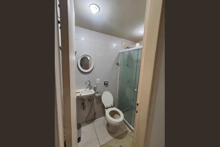 Studio para alugar com 25m², 1 quarto e sem vaga Studio para alugar com 25m², 1 quarto e sem vagaBanheiro