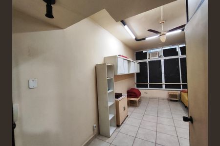 Studio para alugar com 25m², 1 quarto e sem vaga Studio para alugar com 25m², 1 quarto e sem vagaStudio