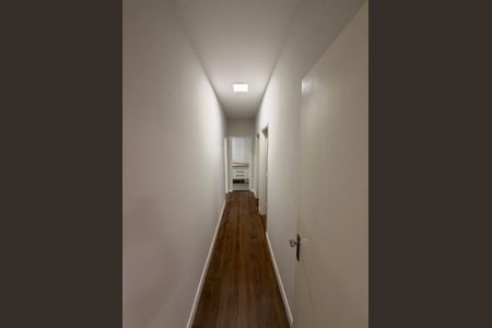 Corredor de apartamento à venda com 3 quartos, 89m² em Conceicao, Campinas