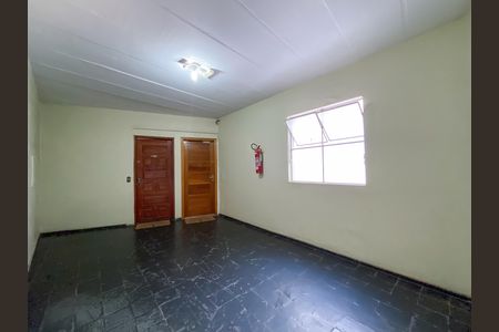 Apartamento para alugar com 55m², 2 quartos e 1 vaga Apartamento para alugar com 55m², 2 quartos e 1 vagaHall de entrada