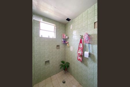 Apartamento para alugar com 55m², 2 quartos e 1 vaga Apartamento para alugar com 55m², 2 quartos e 1 vagaBanheiro social