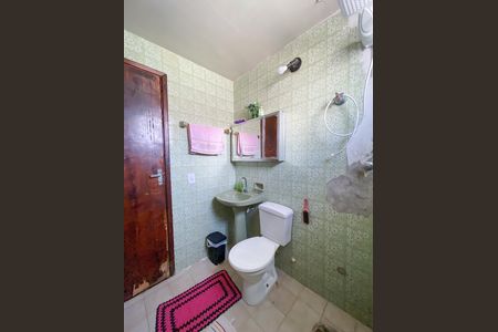 Apartamento para alugar com 55m², 2 quartos e 1 vaga Apartamento para alugar com 55m², 2 quartos e 1 vagaBanheiro social