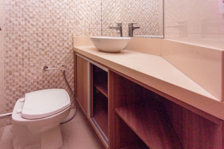 Banheiro da Suíte de apartamento à venda com 2 quartos, 70m² em Jardim Taquaral, São Paulo