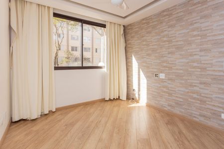 Sala de apartamento à venda com 2 quartos, 70m² em Jardim Taquaral, São Paulo