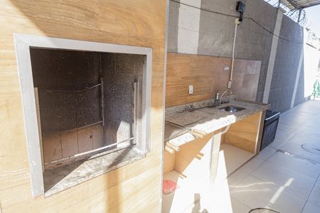 Área comum - Churrasqueira de apartamento para alugar com 2 quartos, 44m² em Cosmos, Rio de Janeiro