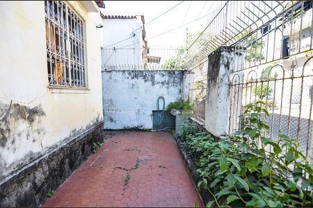 Casa à venda com 296m², 4 quartos e 1 vaga Casa à venda com 296m², 4 quartos e 1 vagaEntrada