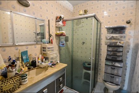 Casa à venda com 296m², 4 quartos e 1 vaga Casa à venda com 296m², 4 quartos e 1 vagaBanheiro 2