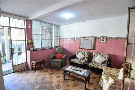 Casa à venda com 296m², 4 quartos e 1 vaga Casa à venda com 296m², 4 quartos e 1 vagaSala