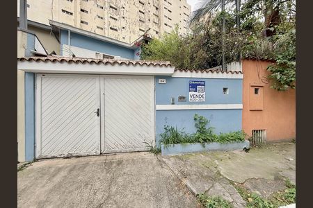 Fachada de casa à venda com 3 quartos, 170m² em Santo Amaro, São Paulo