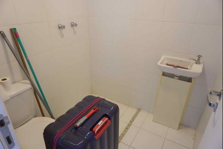 Apartamento à venda com 144m², 2 quartos e 2 vagas Apartamento à venda com 144m², 2 quartos e 2 vagasÁrea de Serviço