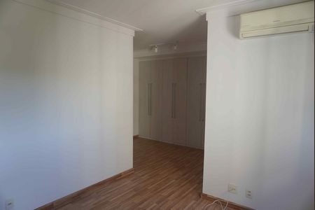 Apartamento à venda com 144m², 2 quartos e 2 vagas Apartamento à venda com 144m², 2 quartos e 2 vagasSuite 1