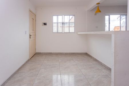 Sala de casa para alugar com 2 quartos, 100m² em Gilda , São Paulo