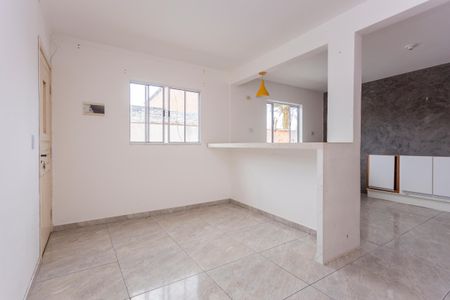 Sala de casa para alugar com 2 quartos, 100m² em Gilda , São Paulo