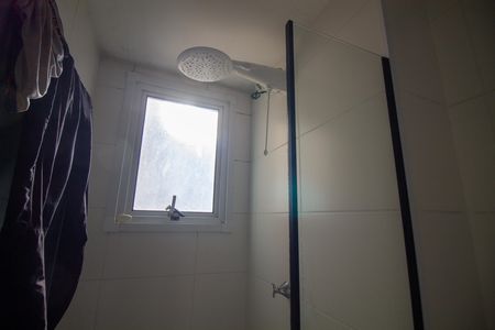 Banheiro de apartamento para alugar com 2 quartos, 58m² em Jardim Germania, São Paulo