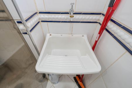 Banheiro de apartamento para alugar com 1 quarto, 40m² em Bela Vista, São Paulo