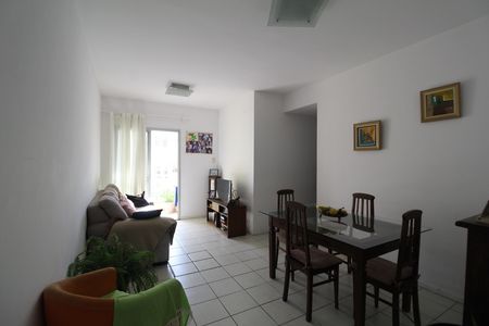 Sala de apartamento à venda com 3 quartos, 75m² em Tanque, Rio de Janeiro