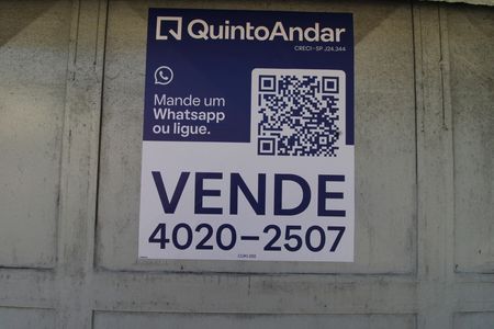 Casa à venda com 160m², 4 quartos e 3 vagasFachada