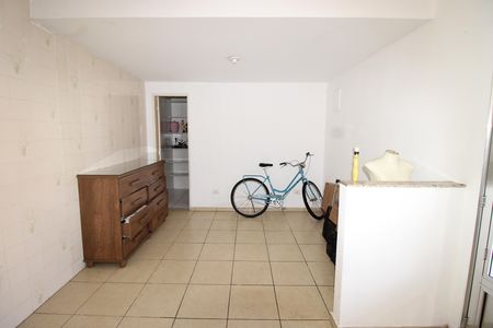 Casa à venda com 160m², 4 quartos e 3 vagasSala 2