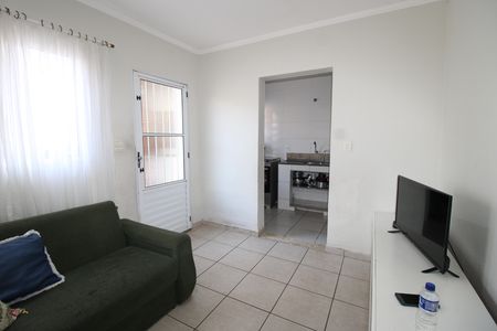 Casa à venda com 160m², 4 quartos e 3 vagasSala