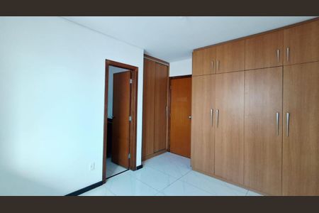 Apartamento à venda com 210m², 4 quartos e 3 vagas Apartamento à venda com 210m², 4 quartos e 3 vagasFoto 06