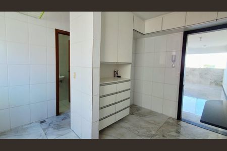 Apartamento à venda com 210m², 4 quartos e 3 vagas Apartamento à venda com 210m², 4 quartos e 3 vagasFoto 05