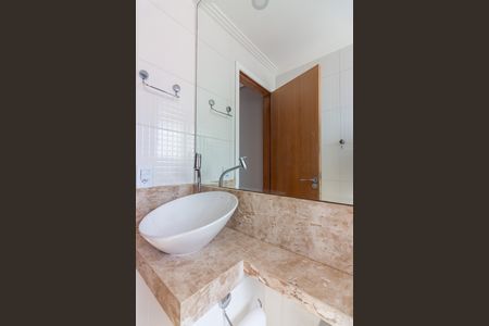 Apartamento para alugar com 49m², 2 quartos e 1 vaga Apartamento para alugar com 49m², 2 quartos e 1 vagaBanheiro
