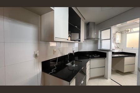 Apartamento para alugar com 2 quartos, 70m² em Vila Itapura, Campinas
