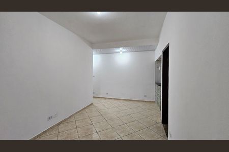 Sala de casa para alugar com 2 quartos, 90m² em São Benedito, Nova Iguaçu
