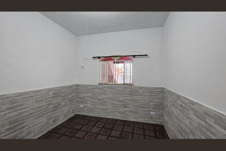 Quarto 1 de casa para alugar com 2 quartos, 90m² em São Benedito, Nova Iguaçu