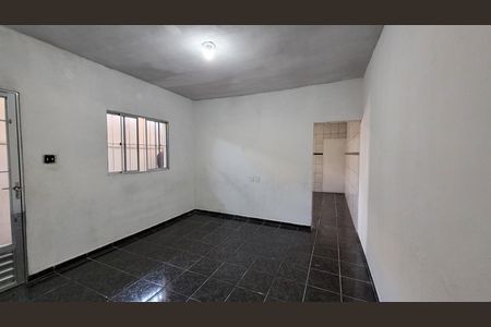 Casa para alugar com 2 quartos, 100m² em Jardim Luciana, Itaquaquecetuba