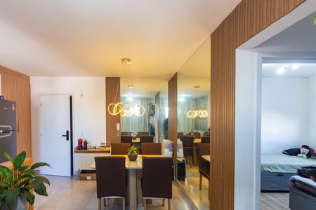 Sala de apartamento para alugar com 2 quartos, 55m² em São Pedro, Osasco