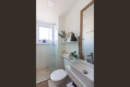 Banheiro de apartamento para alugar com 2 quartos, 55m² em São Pedro, Osasco