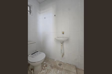 Banheiro da Suíte de casa para alugar com 3 quartos, 100m² em Pituaçu, Salvador